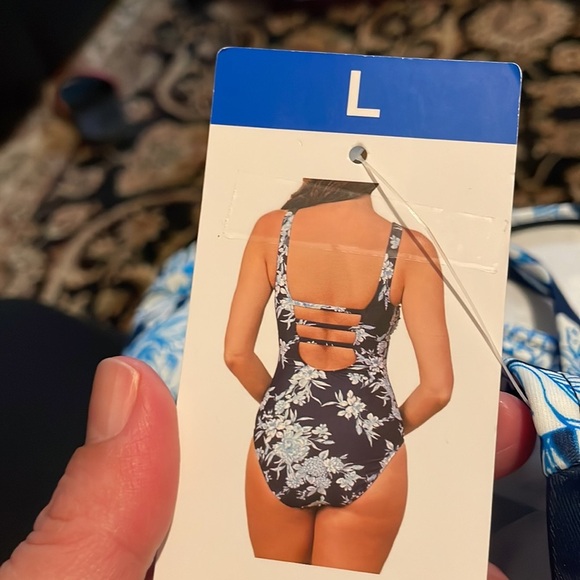 Ocean pacific ladies one piece swimsuit - Picture 2 of 2